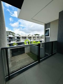Casa Duplex com 04 Quartos á Venda de Alto Padrão Van Gogh Girassóis Eusébio - Ceará