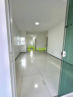 Casa Duplex 04 Suítes á Venda no Residencial Victor I Eusébio-Ceará