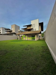 Casa Duplex 04 Suítes á Venda no Residencial Victor I Eusébio-Ceará