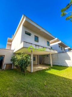 Casa Duplex Alto Padrão á Venda no Eusébio com 03 Suítes no Magna Acácia - Ceará