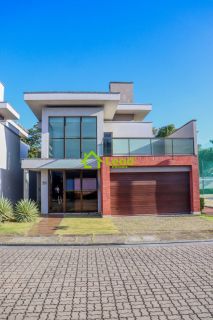 Casa Duplex Alto Padrão á Venda no Eusébio com 03 Suítes no Magna Acácia - Ceará