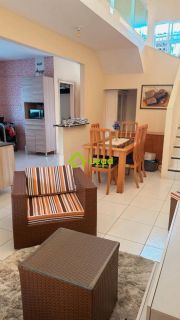 Casa Porteira Fechada á Venda em Morro Branco Beberibe - Ceará