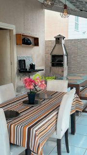 Casa Porteira Fechada á Venda em Morro Branco Beberibe - Ceará