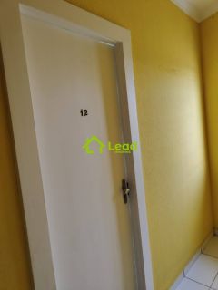 Aluga-se Sala Comercial de 17,50m² na Av. Washington Soares - Ceará
