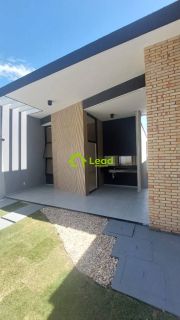 Casa com 03 Quartos á Venda em Fortaleza Residencial Messejana - Ceará