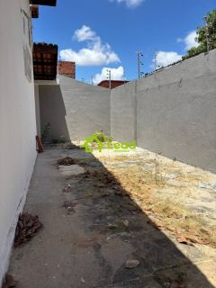 Casa com 03 Quartos na Messejana á Venda Fortaleza- Ceará