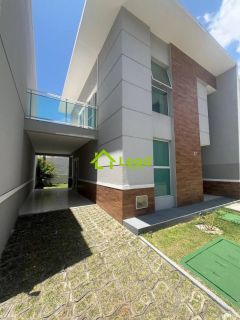 Casa com 03 Suítes á Venda no Bello Village Eusébio- Ceará