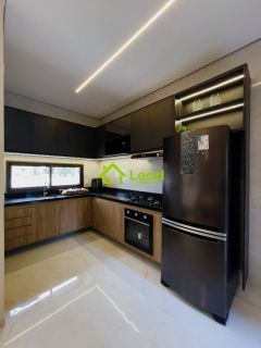 Casa 03 Quartos á Venda no Premiato Cond. Clube Eusébio - Ceará