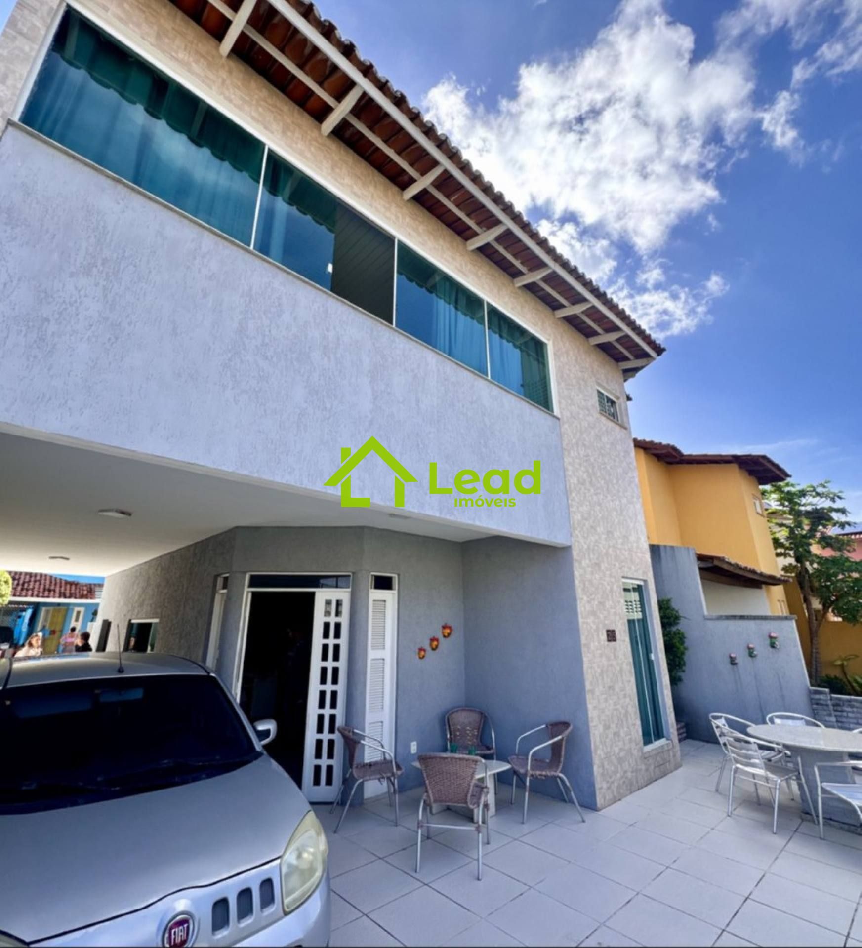 Casa 04 Suítes á Venda no San Remo Fortaleza- Ceará