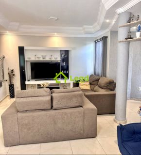 Casa 04 Suítes á Venda no San Remo Fortaleza- Ceará