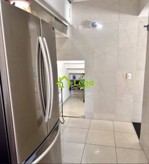 Casa 04 Suítes á Venda no San Remo Fortaleza- Ceará