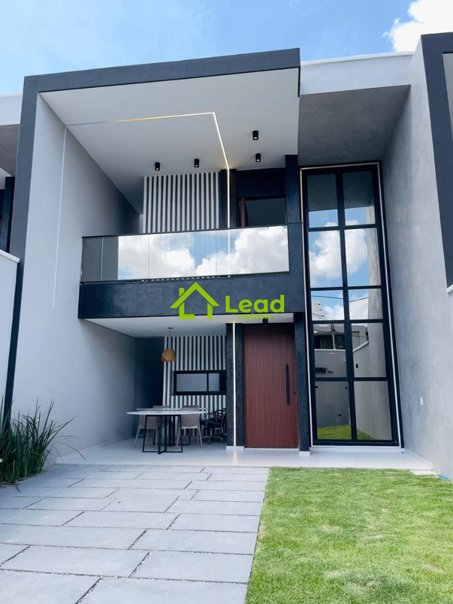 Casa Duplex de Alto Padrão no Eusébio com 04 Quartos á Venda Van Gogh Oliveira- Ceará