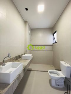 Casa Duplex de Alto Padrão no Eusébio com 04 Quartos á Venda Van Gogh Oliveira- Ceará