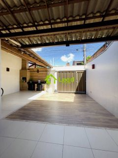 Casa Plana com 02 Quartos a Venda em Fortaleza- Ceará
