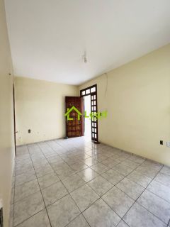 Casa Duplex com 06 Quartos á Venda na Sapiranga Fortaleza- Ceará