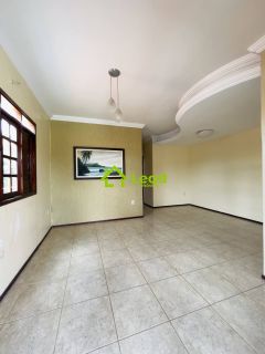 Casa Duplex com 06 Quartos á Venda na Sapiranga Fortaleza- Ceará