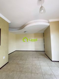 Casa Duplex com 06 Quartos á Venda na Sapiranga Fortaleza- Ceará