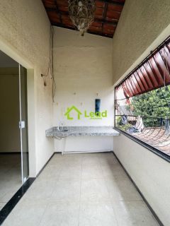 Casa Duplex com 06 Quartos á Venda na Sapiranga Fortaleza- Ceará