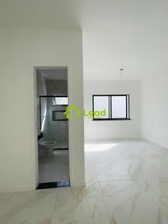 Casa com 03 Suítes á Venda na Lagoa Redonda Fortaleza- Ceará