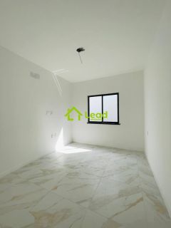 Casa com 03 Suítes á Venda na Lagoa Redonda Fortaleza- Ceará