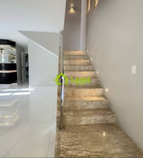 Casa Duplex 03 Quartos á Venda na Messejana Fortaleza - Ceará