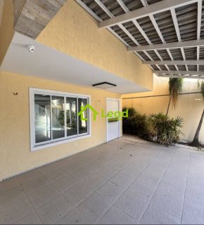 Casa Duplex 03 Quartos á Venda na Messejana Fortaleza - Ceará