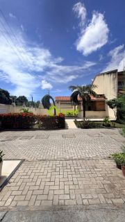 Casa Duplex com 03 Suítes á Venda no Passaré Fortaleza - Ceará
