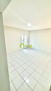 Casa com 04 Quartos na Lagoa Redonda em Fortaleza- Ceará