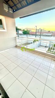 Casa com 04 Quartos na Lagoa Redonda em Fortaleza- Ceará