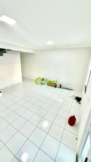 Casa com 04 Quartos na Lagoa Redonda em Fortaleza- Ceará