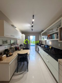 Casa de Esquina de Alto Padrão com 4 Suítes à Venda no Condomínio Marbella  Eusébio / Ceará