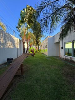 Casa de Esquina de Alto Padrão com 4 Suítes à Venda no Condomínio Marbella  Eusébio / Ceará