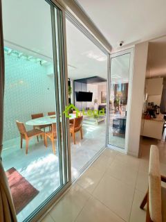 Casa de Esquina de Alto Padrão com 4 Suítes à Venda no Condomínio Marbella  Eusébio / Ceará