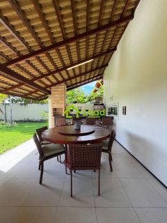 Casa Duplex com 4 Suítes à Venda no Residencial Victor I Eusébio–CE