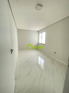 CASA COM 3 SUÍTES A VENDA NO CRISTAL VILLE RESIDENCE  EUSÉBIO- CE