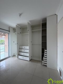 Casa Duplex de Esquina com Piscina e Energia Solar  3 Quartos no Eusébio- Ceará