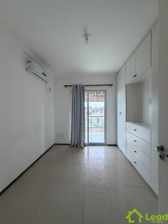 Casa Duplex de Esquina com Piscina e Energia Solar  3 Quartos no Eusébio- Ceará