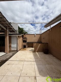 Casa Duplex de Esquina com Piscina e Energia Solar  3 Quartos no Eusébio- Ceará