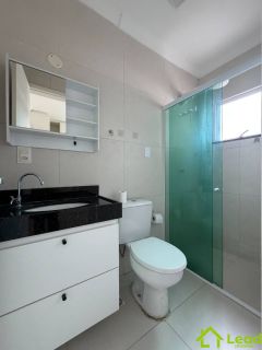 Casa Duplex de Esquina com Piscina e Energia Solar  3 Quartos no Eusébio- Ceará