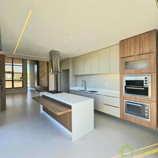 Casa com 02 Suítes á Venda no Cidade Alpha 4 Eusébio - Ceará