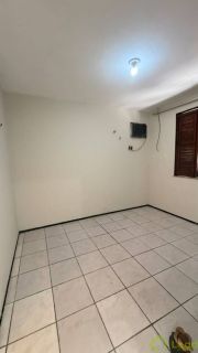 Casa com 04 Quartos no Montese á Venda em Fortaleza- Ceará