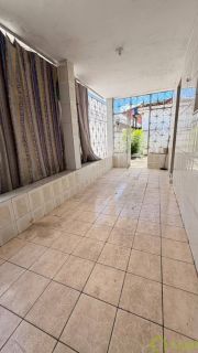 Casa com 04 Quartos no Montese á Venda em Fortaleza- Ceará