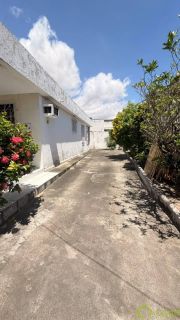Casa com 04 Quartos no Montese á Venda em Fortaleza- Ceará