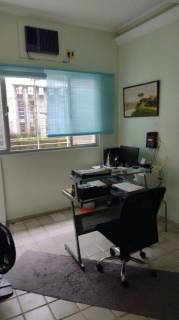 Casa em boa viagem, 390m,3 quartos, área externa ampla, 2 vagas.