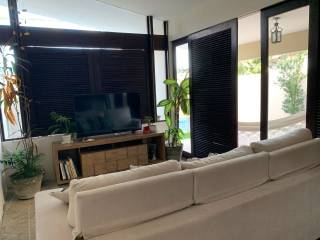Casa com piscina, piedade, 240m² área construída,3 vagas, área de churrasco completa