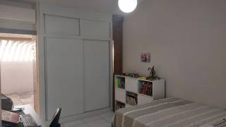 Casa com piscina, piedade, 240m² área construída,3 vagas, área de churrasco completa