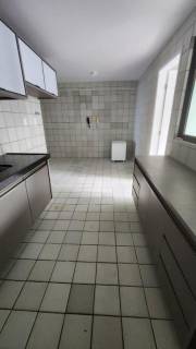 Edifício Princesa Isabel, apartamento à venda, 4 quartos sendo 3 suítes, 3 vagas de garagem. pronto, beira mar, alto padrão, andar alto