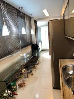 Edifício Maria Laura, apartamento à venda, 4 quartos sendo 2 suítes, 2 vagas de garagem, pronto, alto padrão