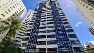 Edf. Dom Afonso Henriques, 4 suítes, 500m2, 4 vagas de garagem, beira mar, alto padrão, bem localizado, andar alto