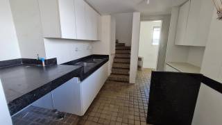 Edf. Dom Afonso Henriques, 4 suítes, 500m2, 4 vagas de garagem, beira mar, alto padrão, bem localizado, andar alto